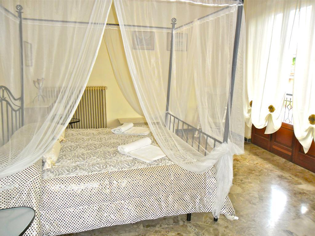 Certe Notti Bed & Breakfast Pisa Cameră foto
